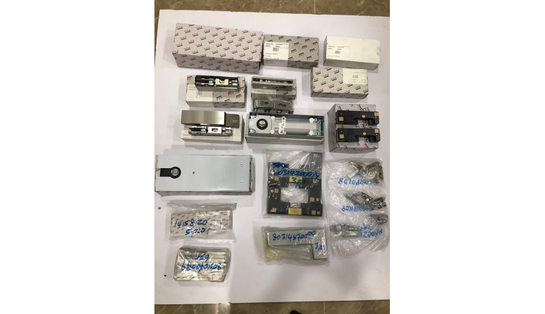 Cửa Dorma BTS80  Floor Spring